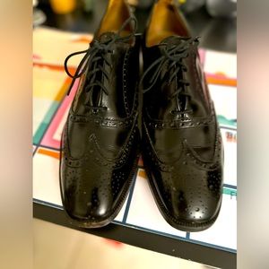 Barker Black Men's Leather Wingtip Shoes Made In England Size US 8. See Pictures